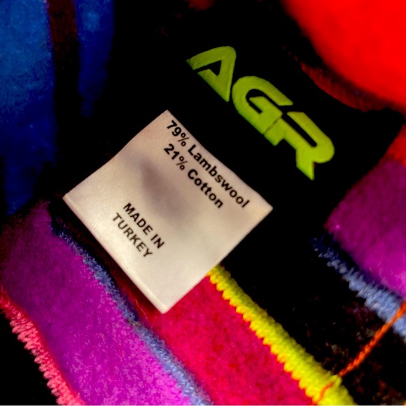 AGR Multicolor Bucket Hat - Picture 2 of 4
